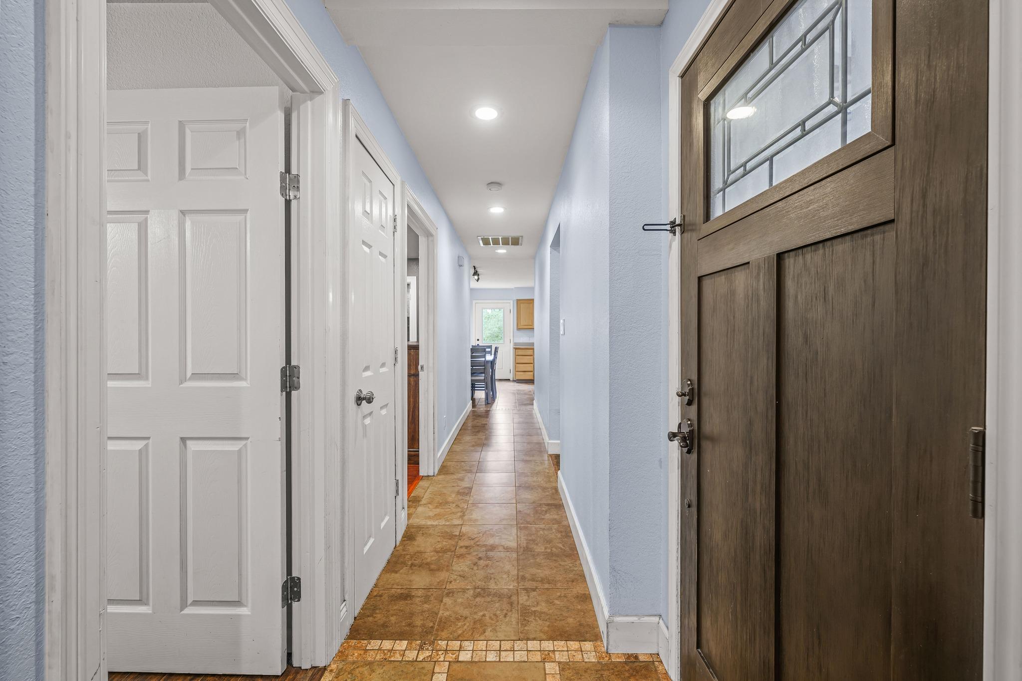 2110 Spring Valley Dr, Dripping Springs, TX 78620