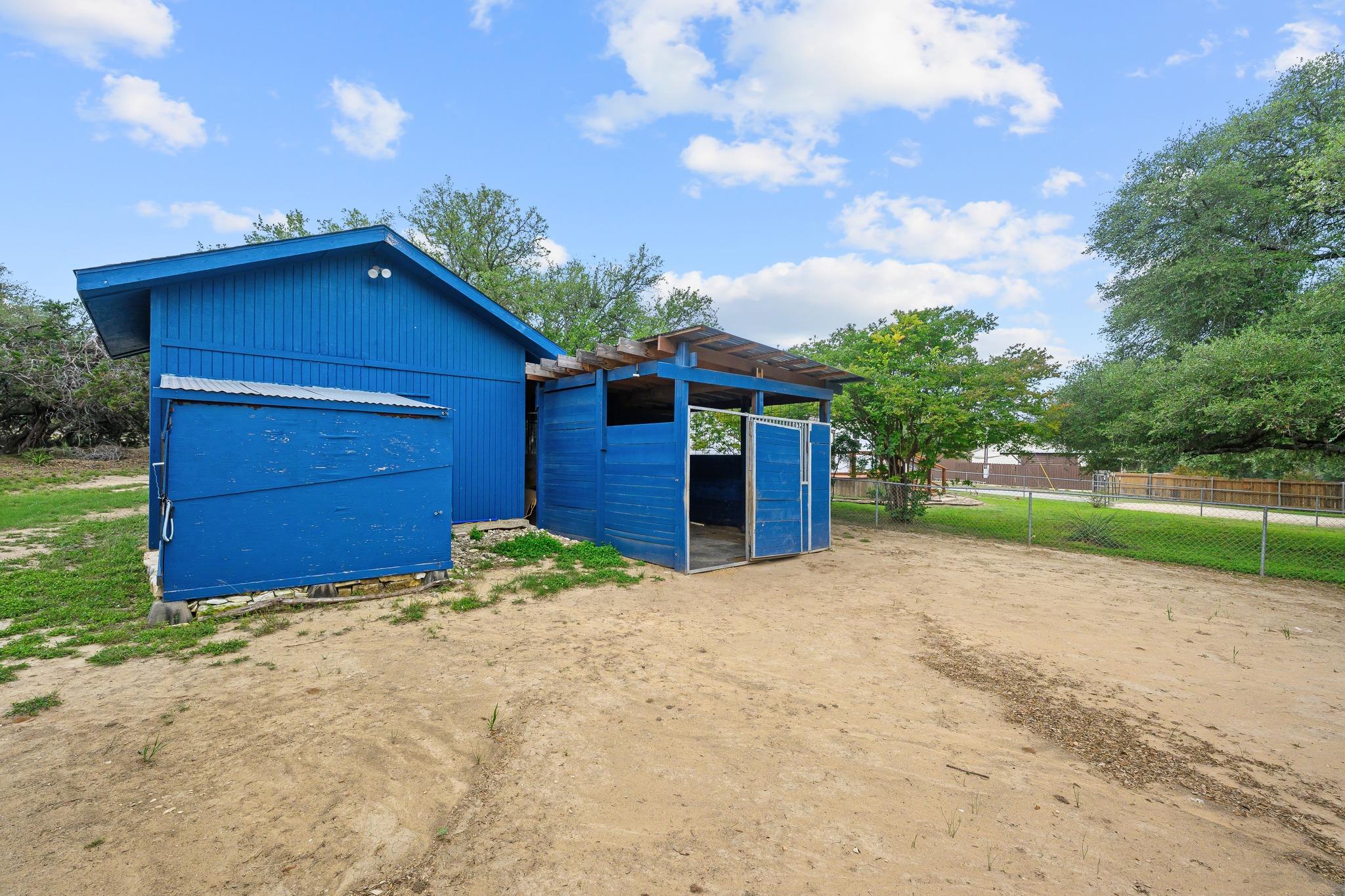 2110 Spring Valley Dr, Dripping Springs, TX 78620