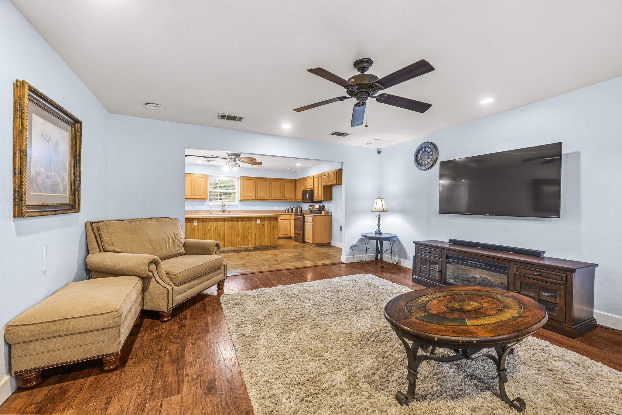 2110 Spring Valley Dr, Dripping Springs, TX 78620