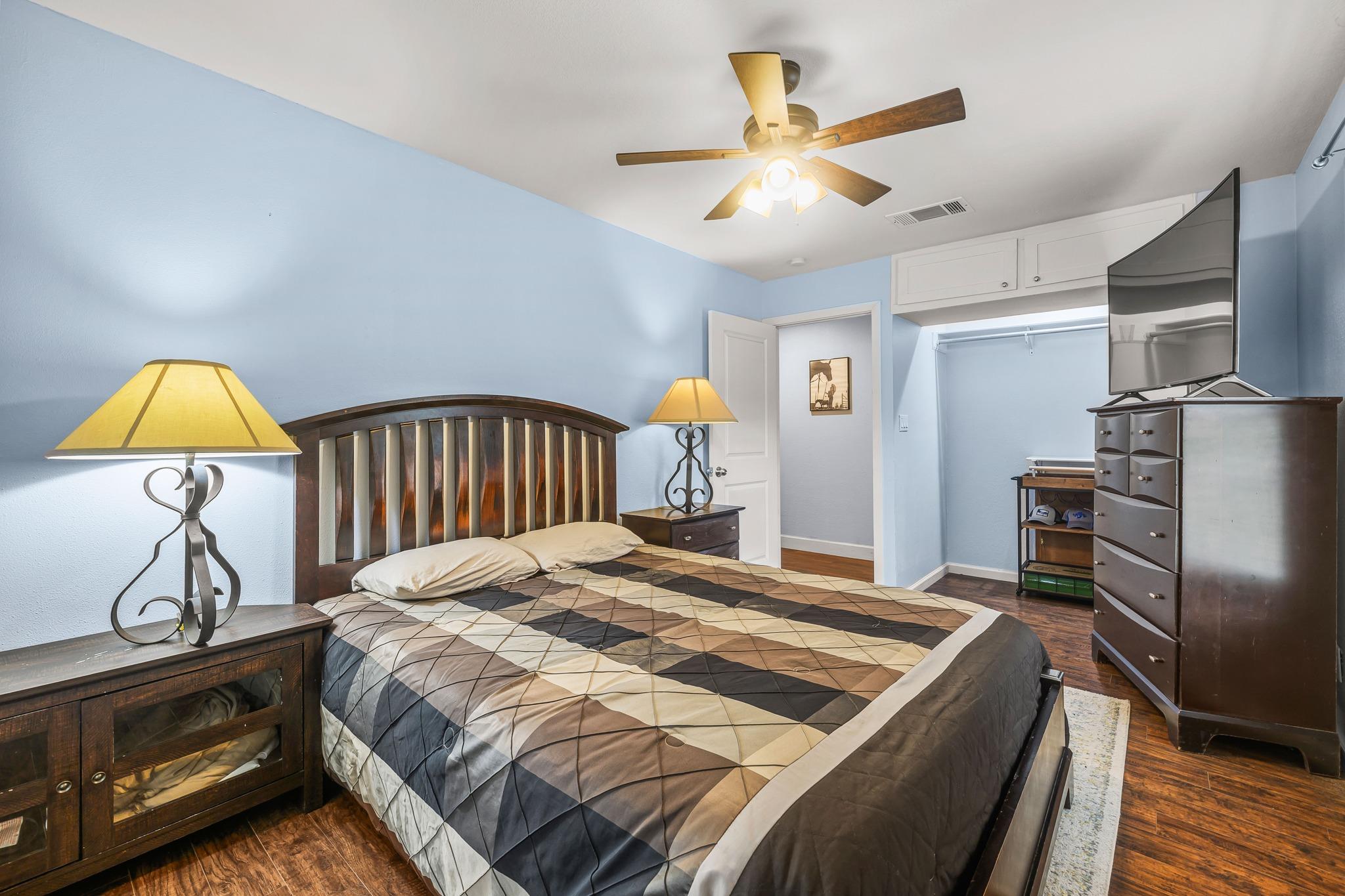 2110 Spring Valley Dr, Dripping Springs, TX 78620