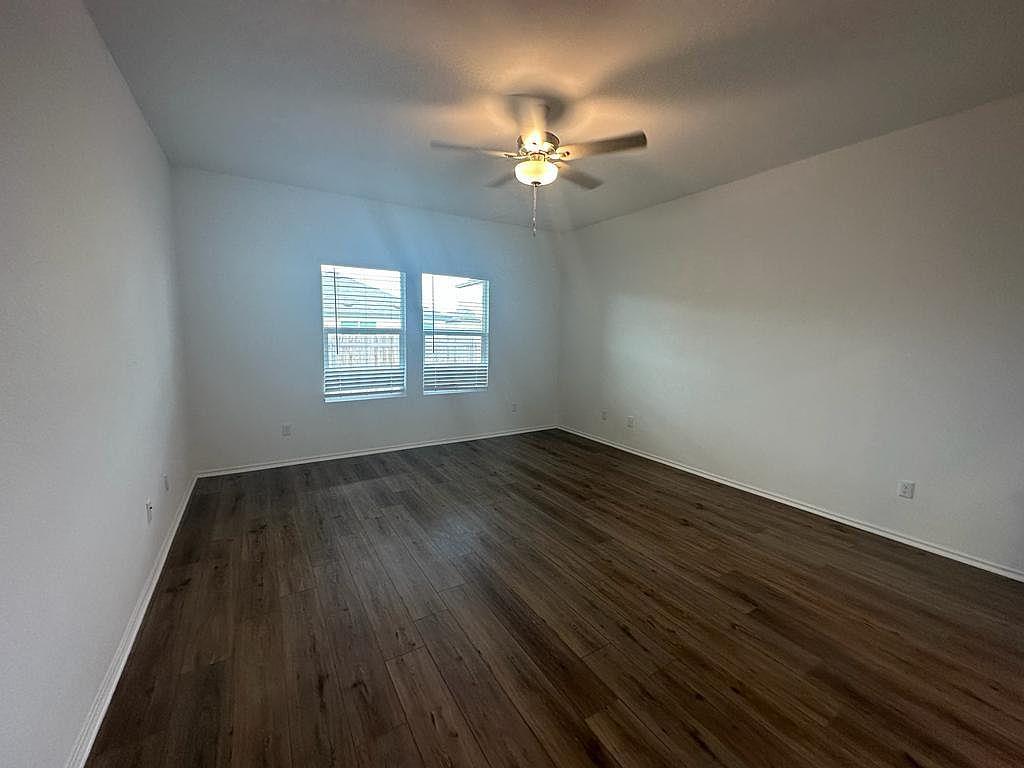 160 River Rise Rd, Kyle, TX 78640