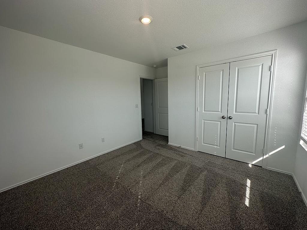 160 River Rise Rd, Kyle, TX 78640