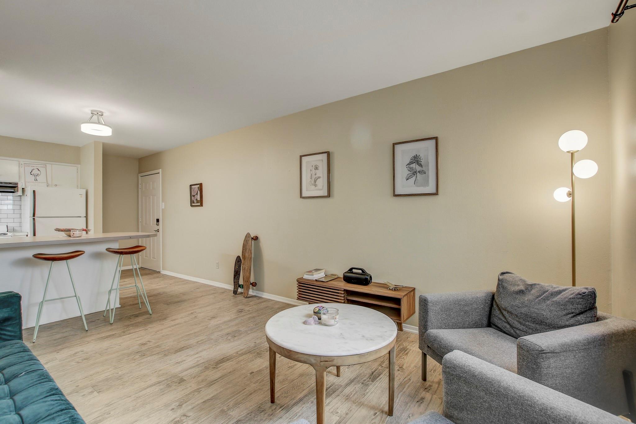 803 W 28th St # 103, Austin, TX 78705