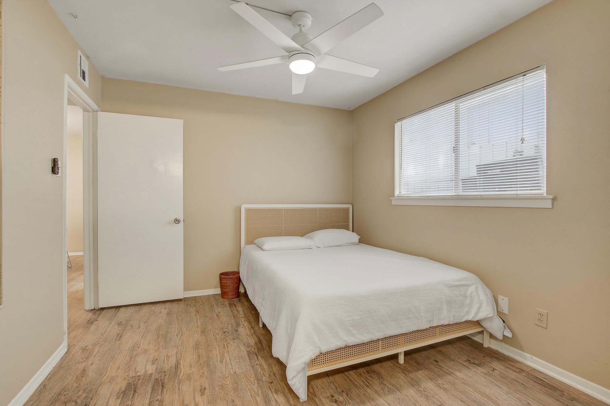 803 W 28th St # 103, Austin, TX 78705