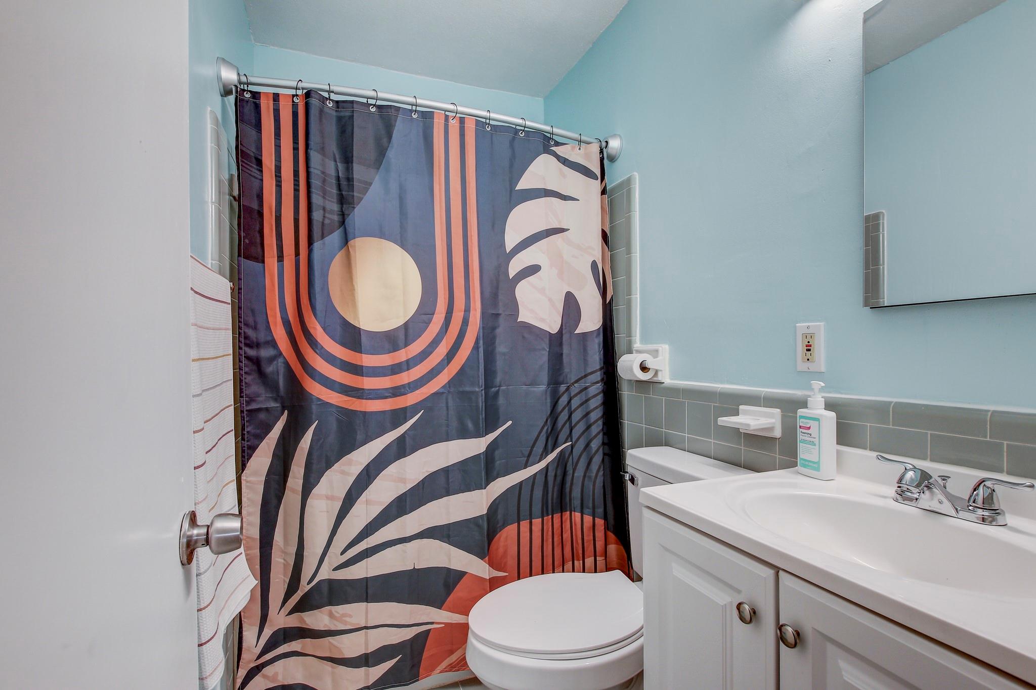 803 W 28th St # 103, Austin, TX 78705
