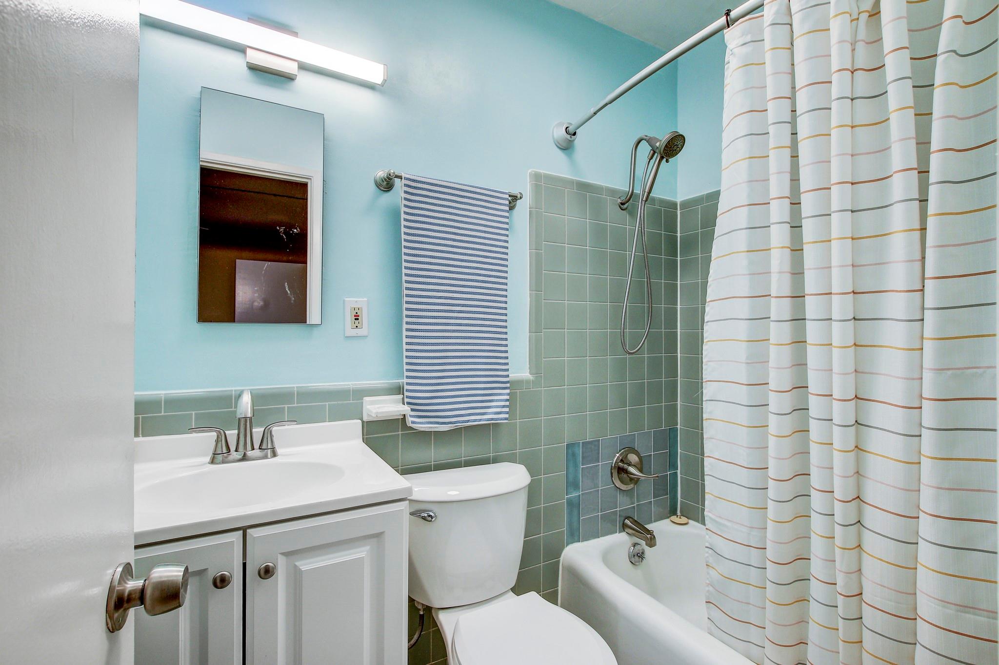 803 W 28th St # 103, Austin, TX 78705