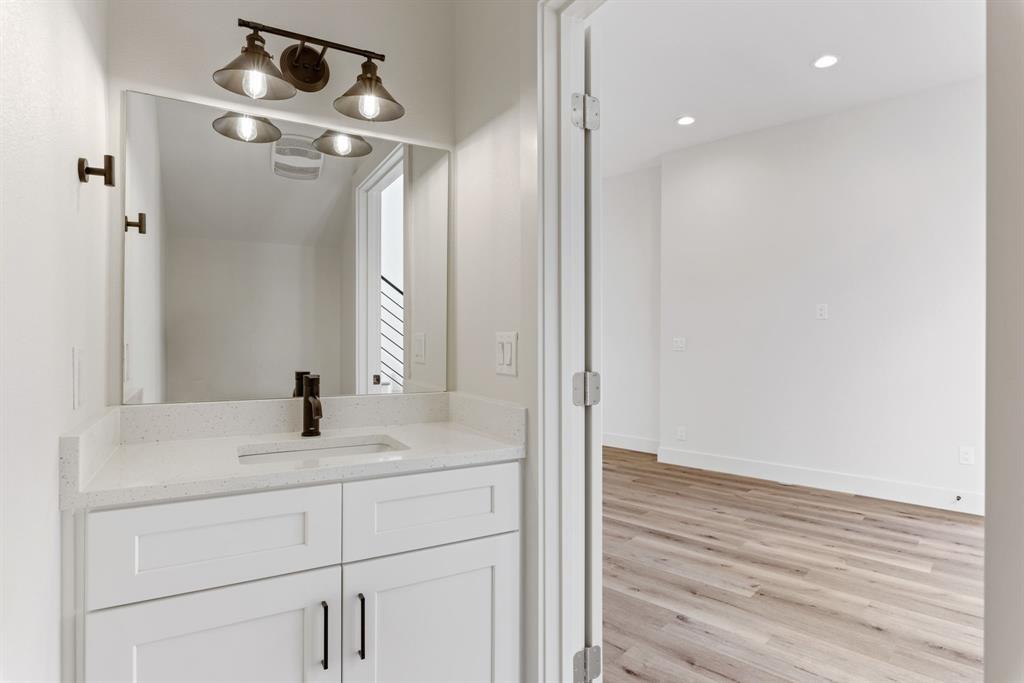 8507 Hathaway Dr # B, Austin, TX 78757