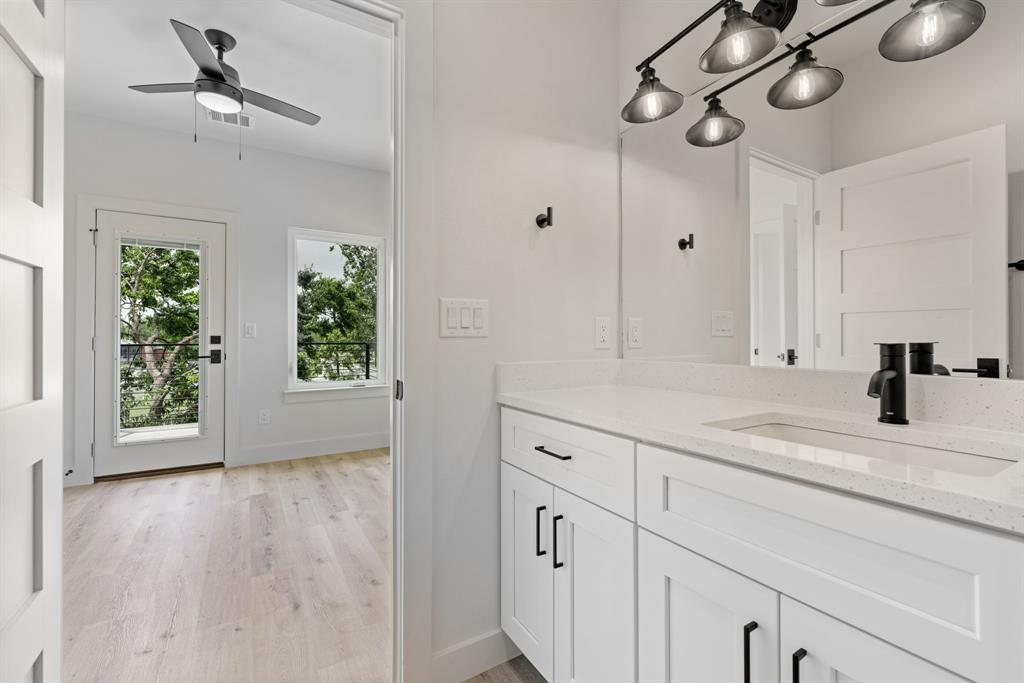 8507 Hathaway Dr # B, Austin, TX 78757