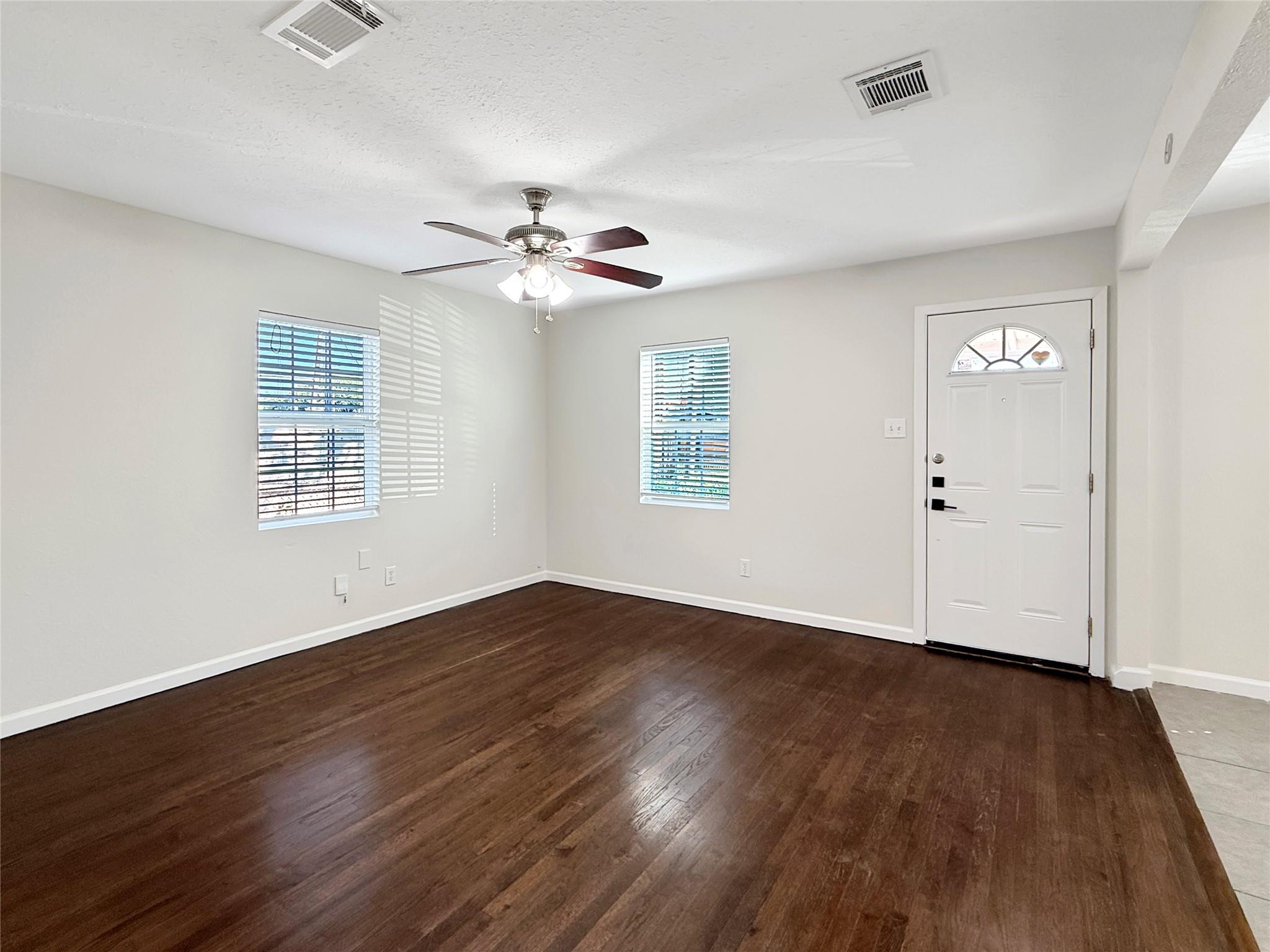 5606 Samuel Huston Ave, Austin, TX 78721
