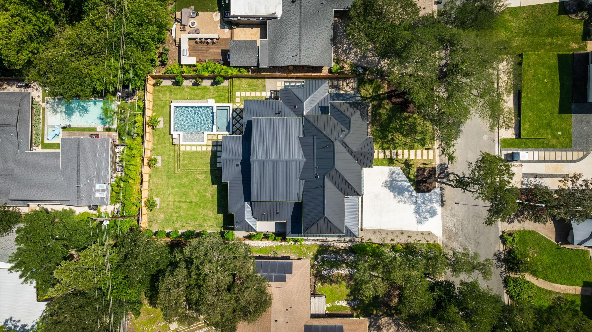 2703 Oak Park Dr, Austin, TX 78704