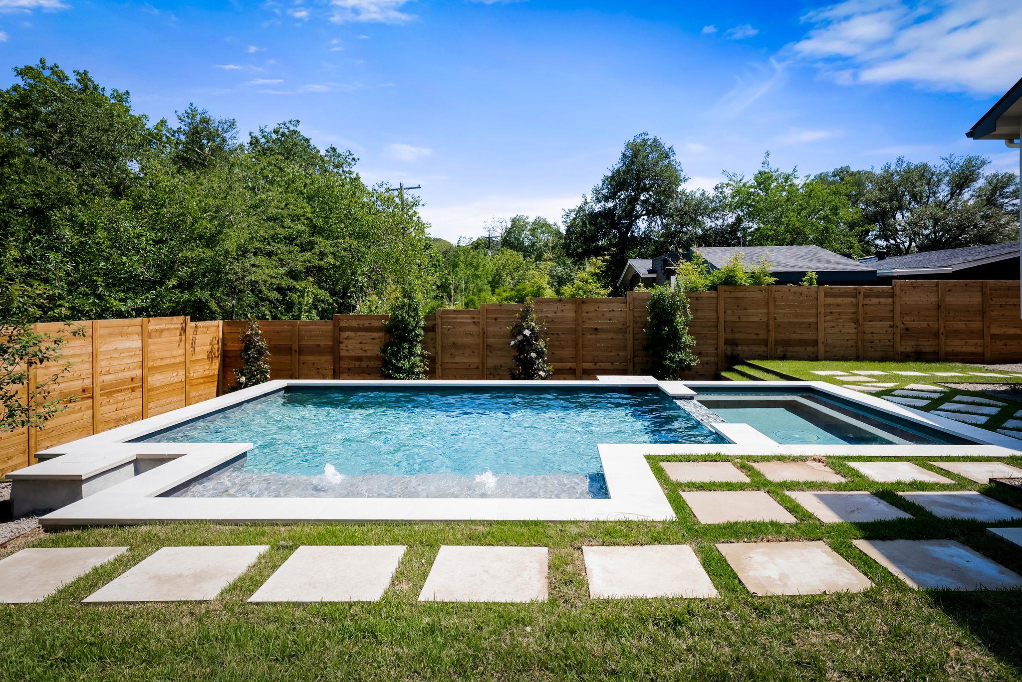 2703 Oak Park Dr, Austin, TX 78704