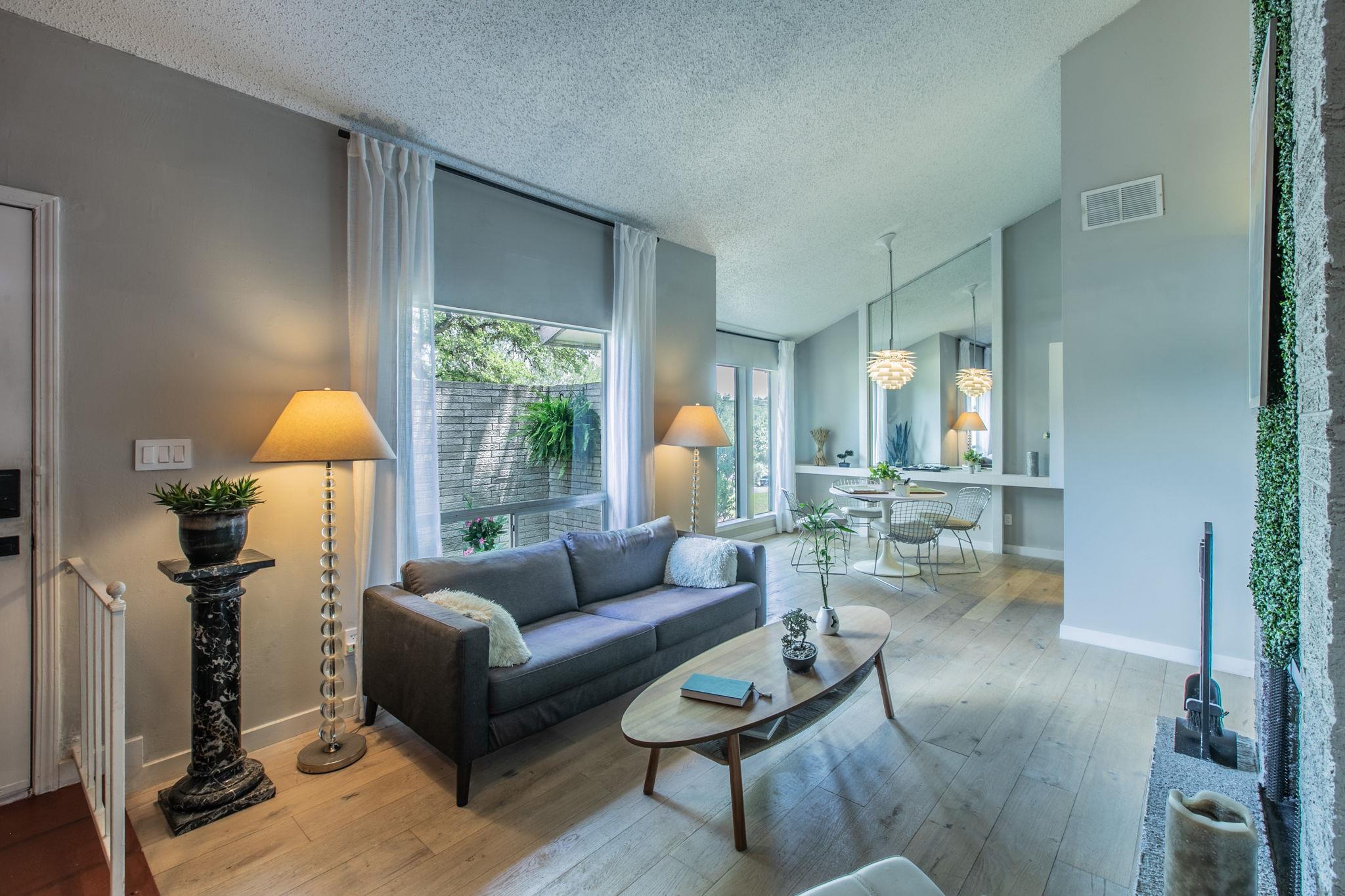 7010 Grove Crest Dr, Austin, TX 78736