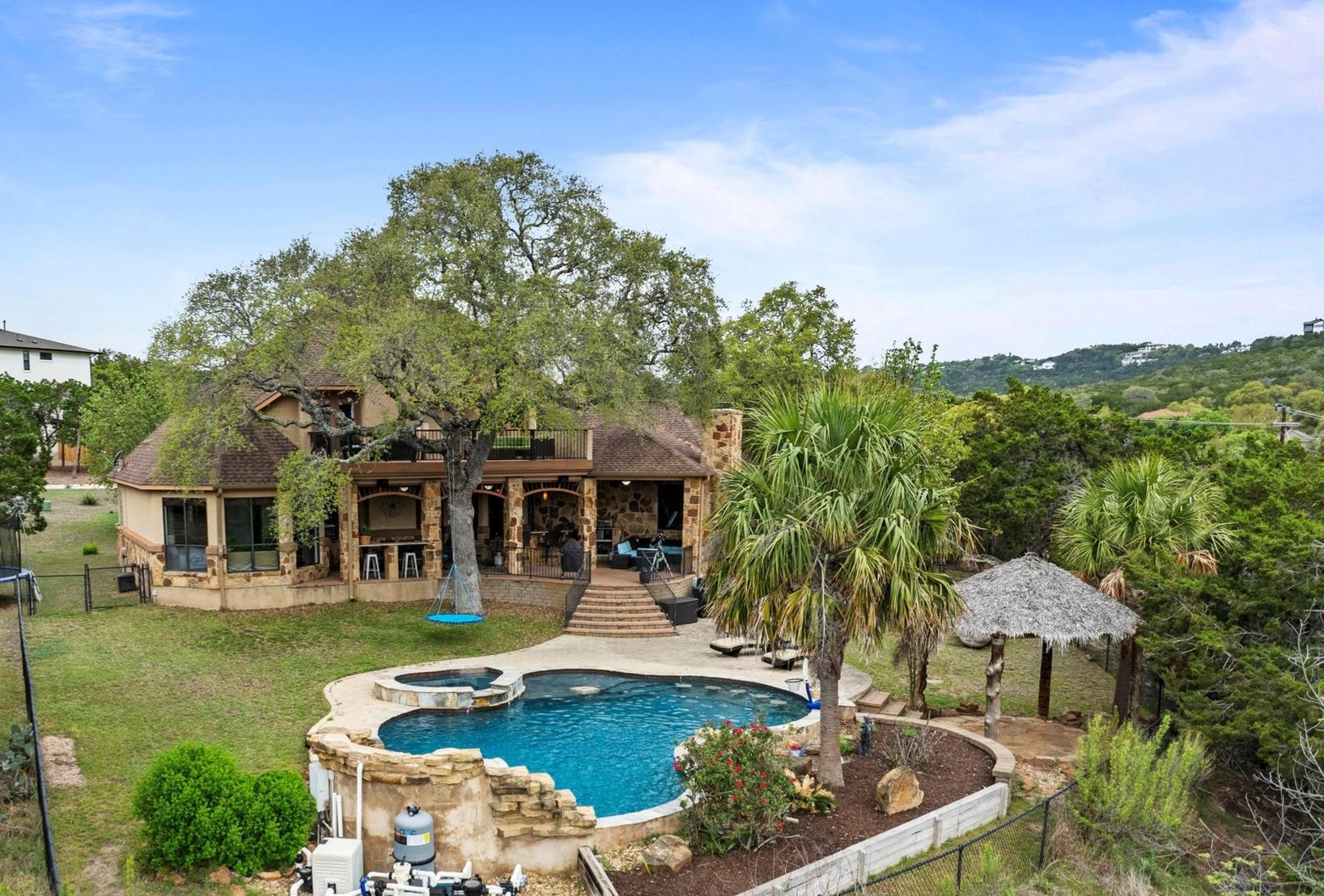 8211 Moon Rise Trl, Jonestown, TX 78645