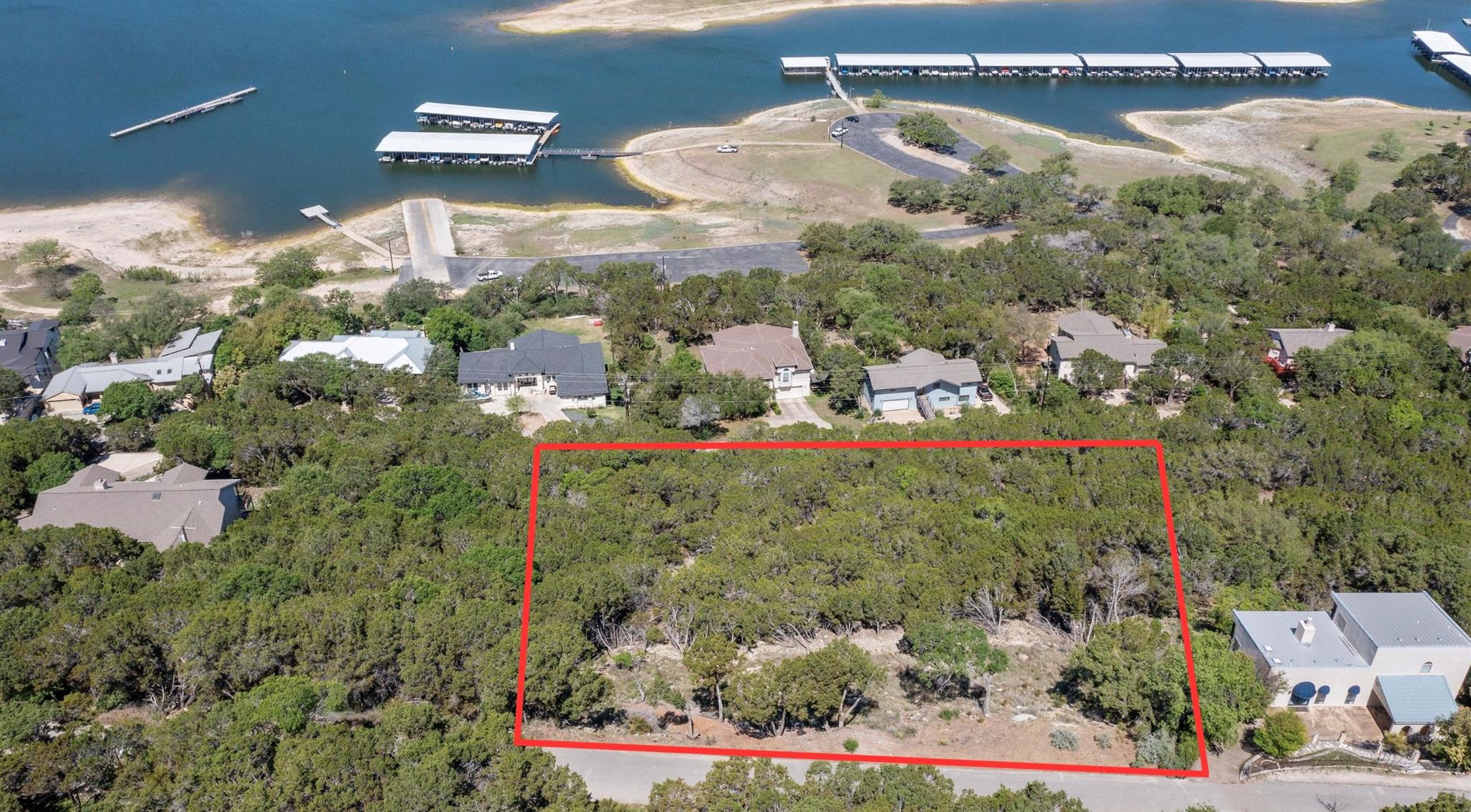 6203 Lakeshore Dr, Lago Vista, TX 78645
