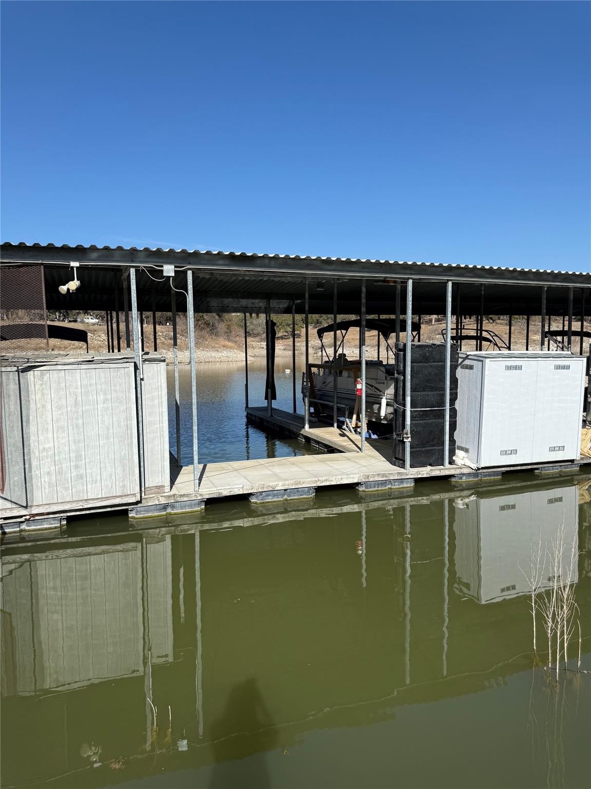 6203 Lakeshore Dr, Lago Vista, TX 78645