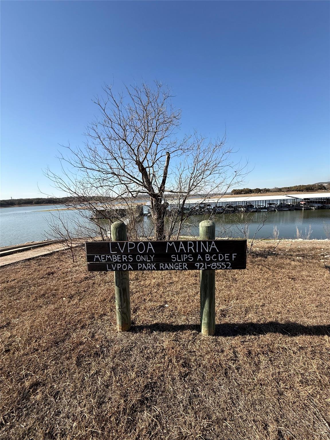 6203 Lakeshore Dr, Lago Vista, TX 78645