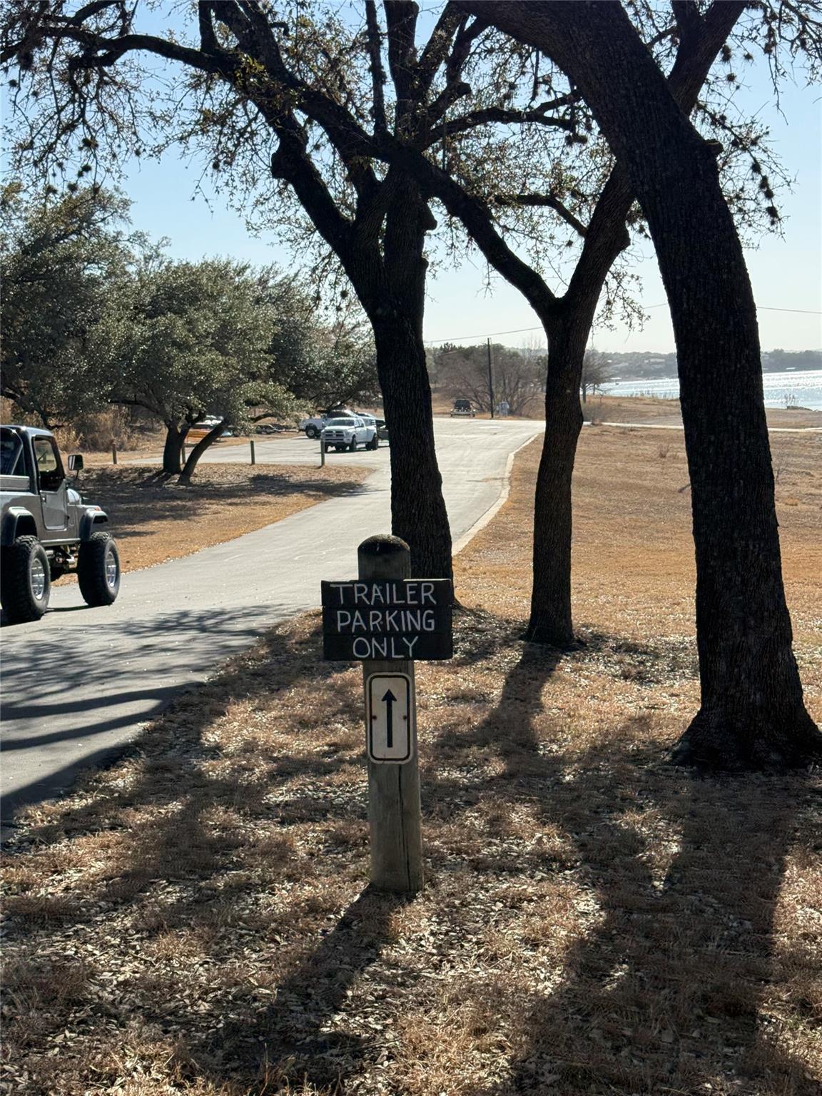6203 Lakeshore Dr, Lago Vista, TX 78645