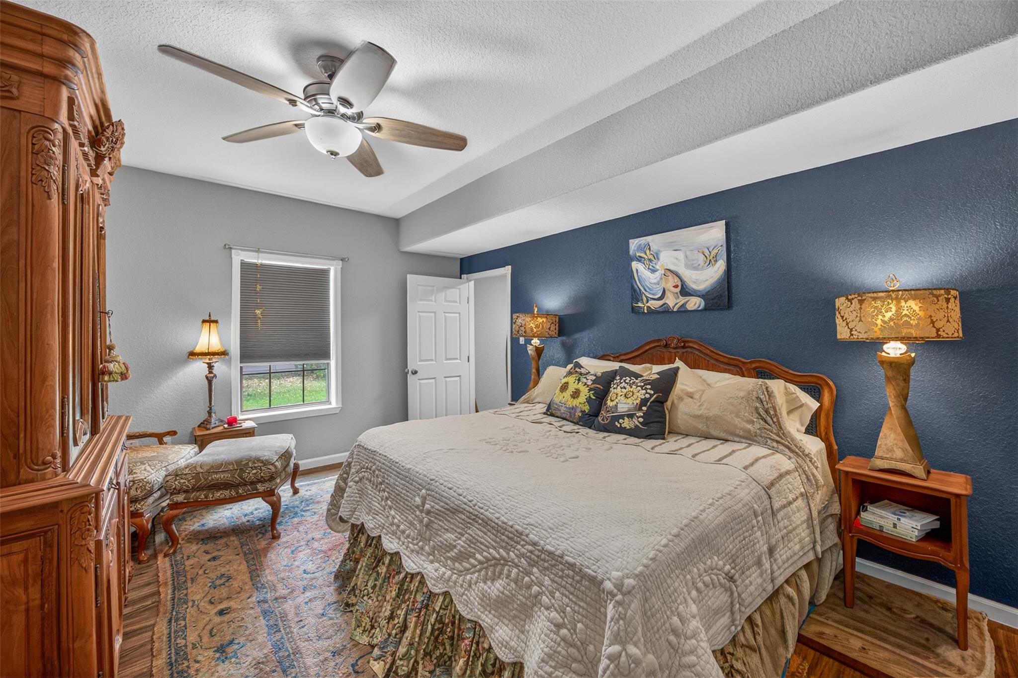 217 N Walnut Ave N, Luling, TX 78648