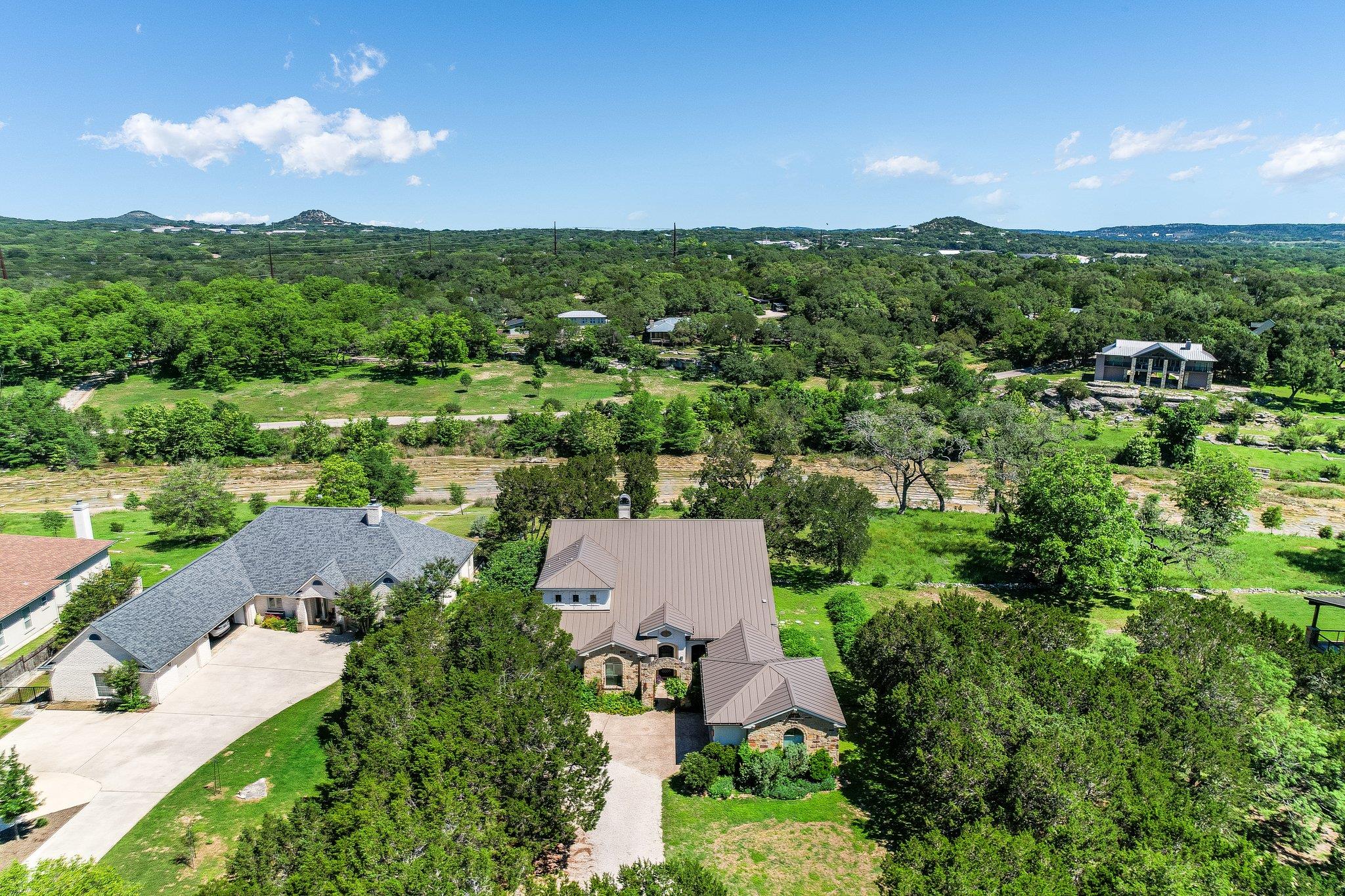 831 Southriver Rd, Wimberley, TX 78676