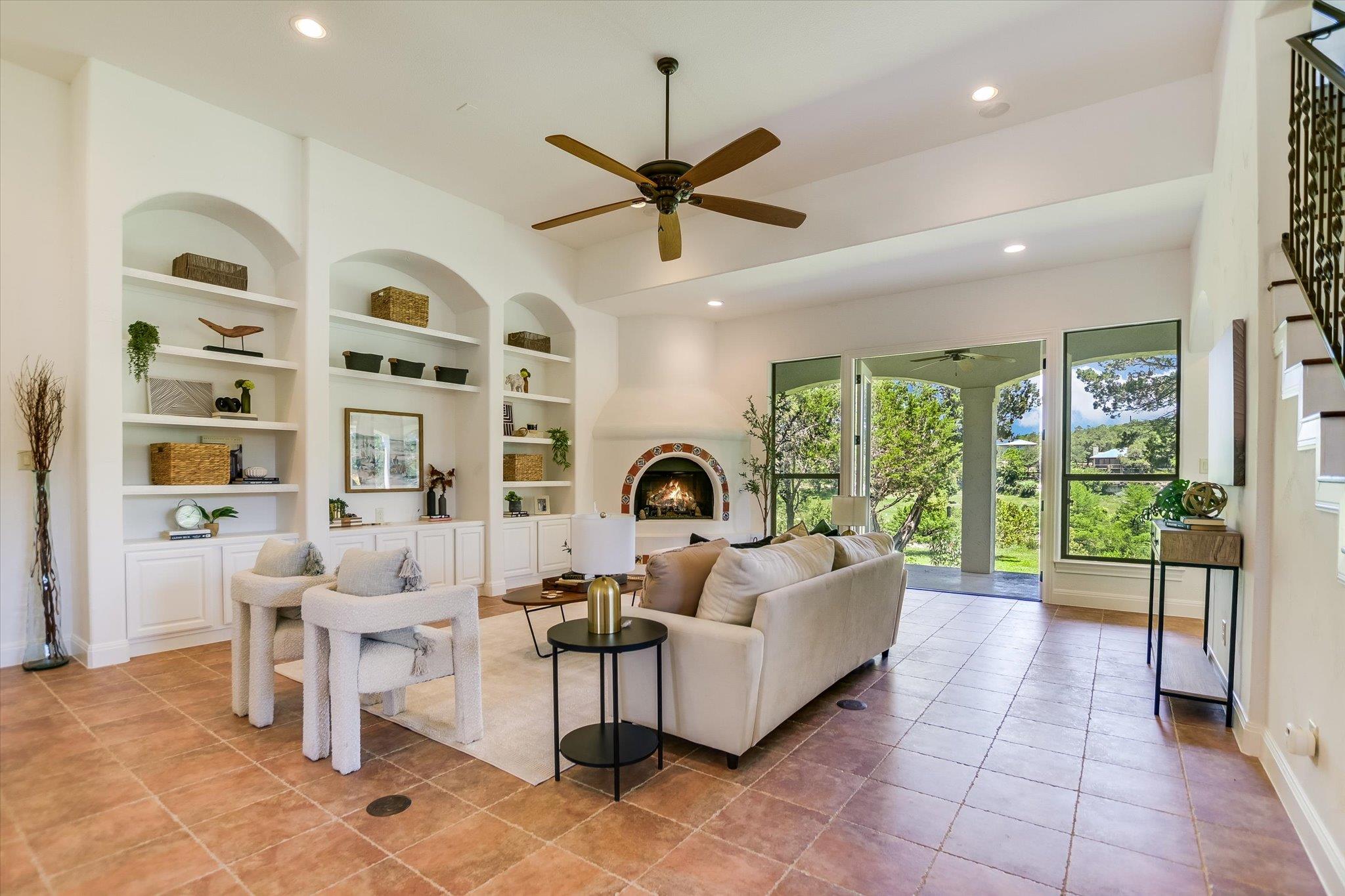 831 Southriver Rd, Wimberley, TX 78676