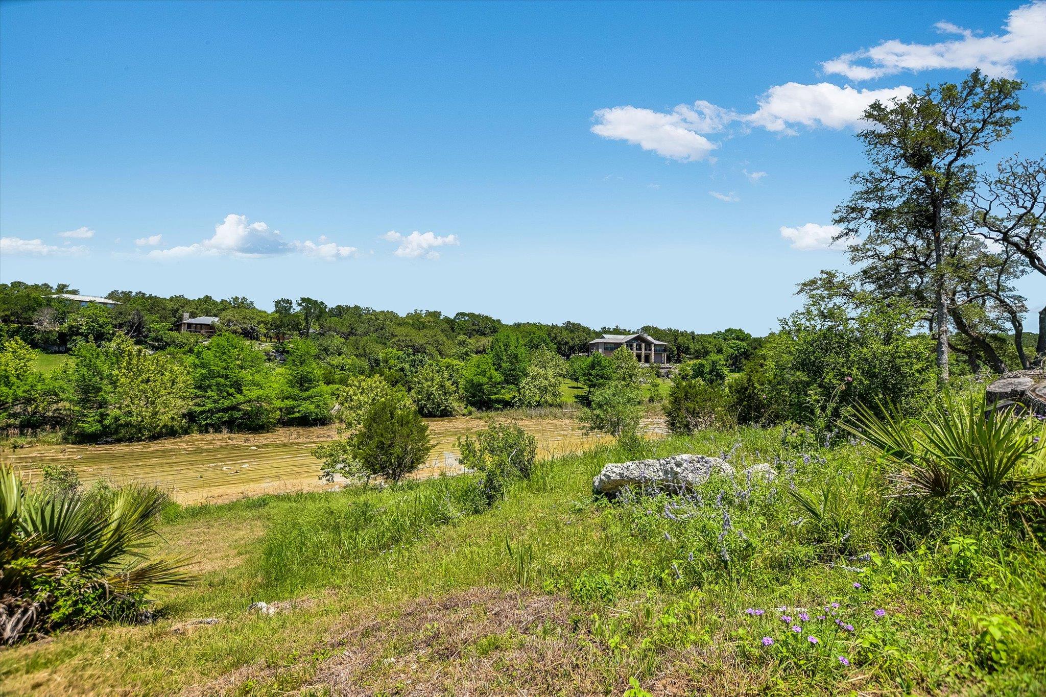 831 Southriver Rd, Wimberley, TX 78676