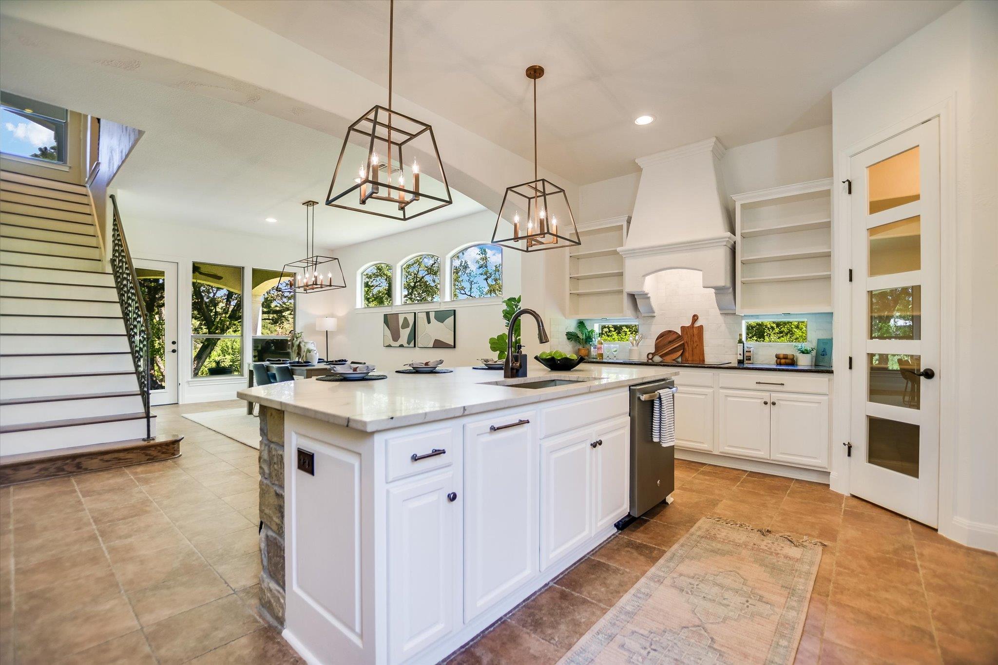 831 Southriver Rd, Wimberley, TX 78676