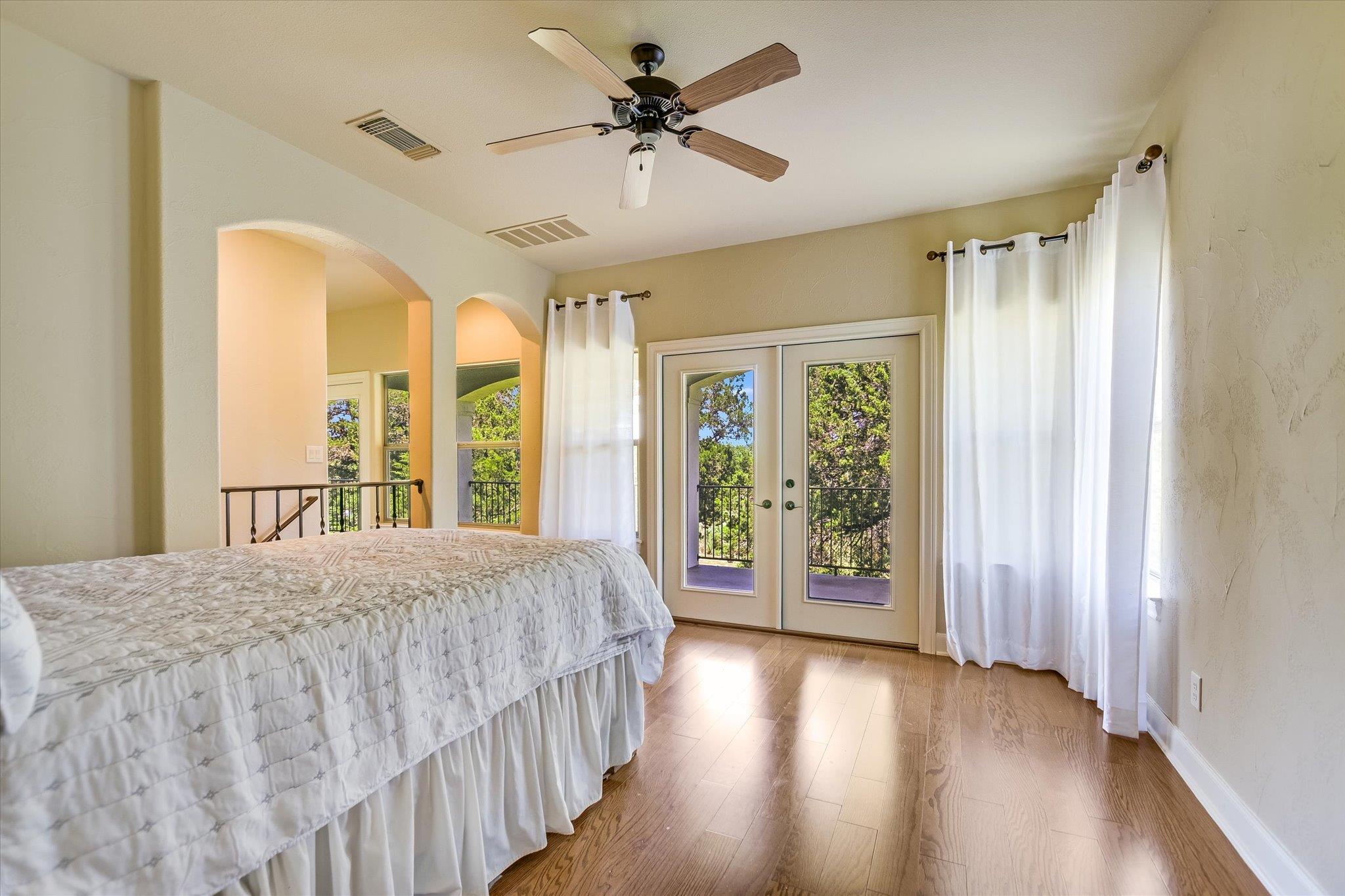 831 Southriver Rd, Wimberley, TX 78676