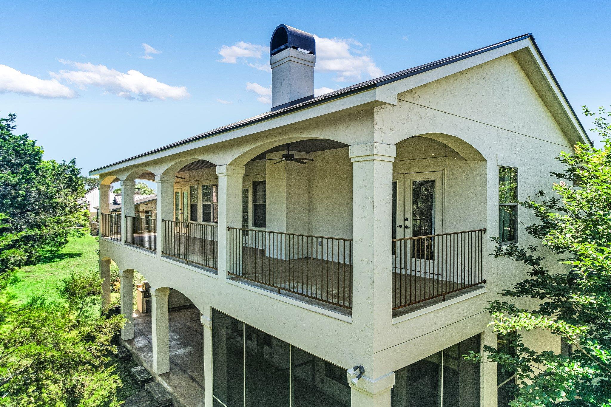 831 Southriver Rd, Wimberley, TX 78676