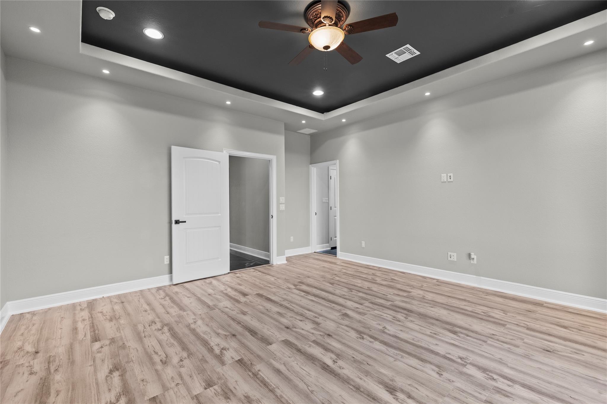 3706 Austin Cv, Lago Vista, TX 78645