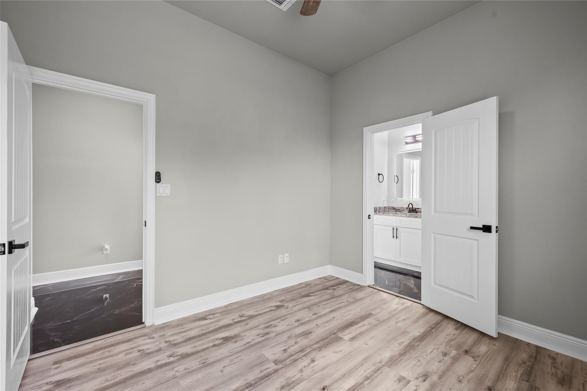 3706 Austin Cv, Lago Vista, TX 78645