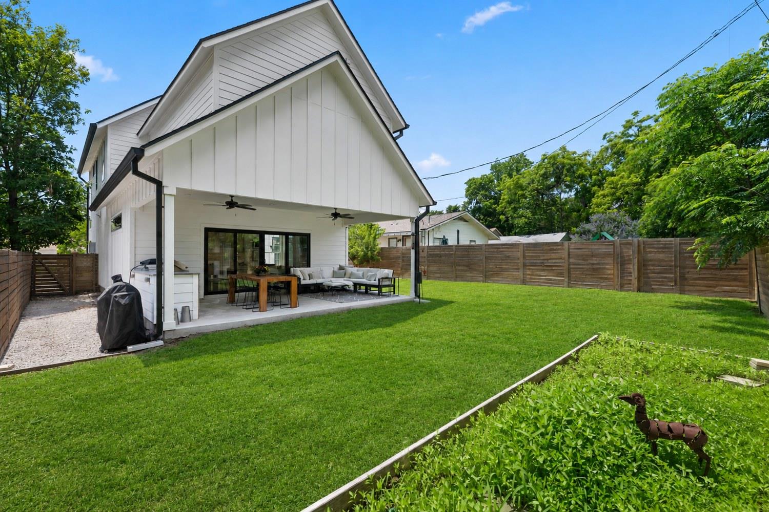 306 Nelray Blvd, Austin, TX 78751