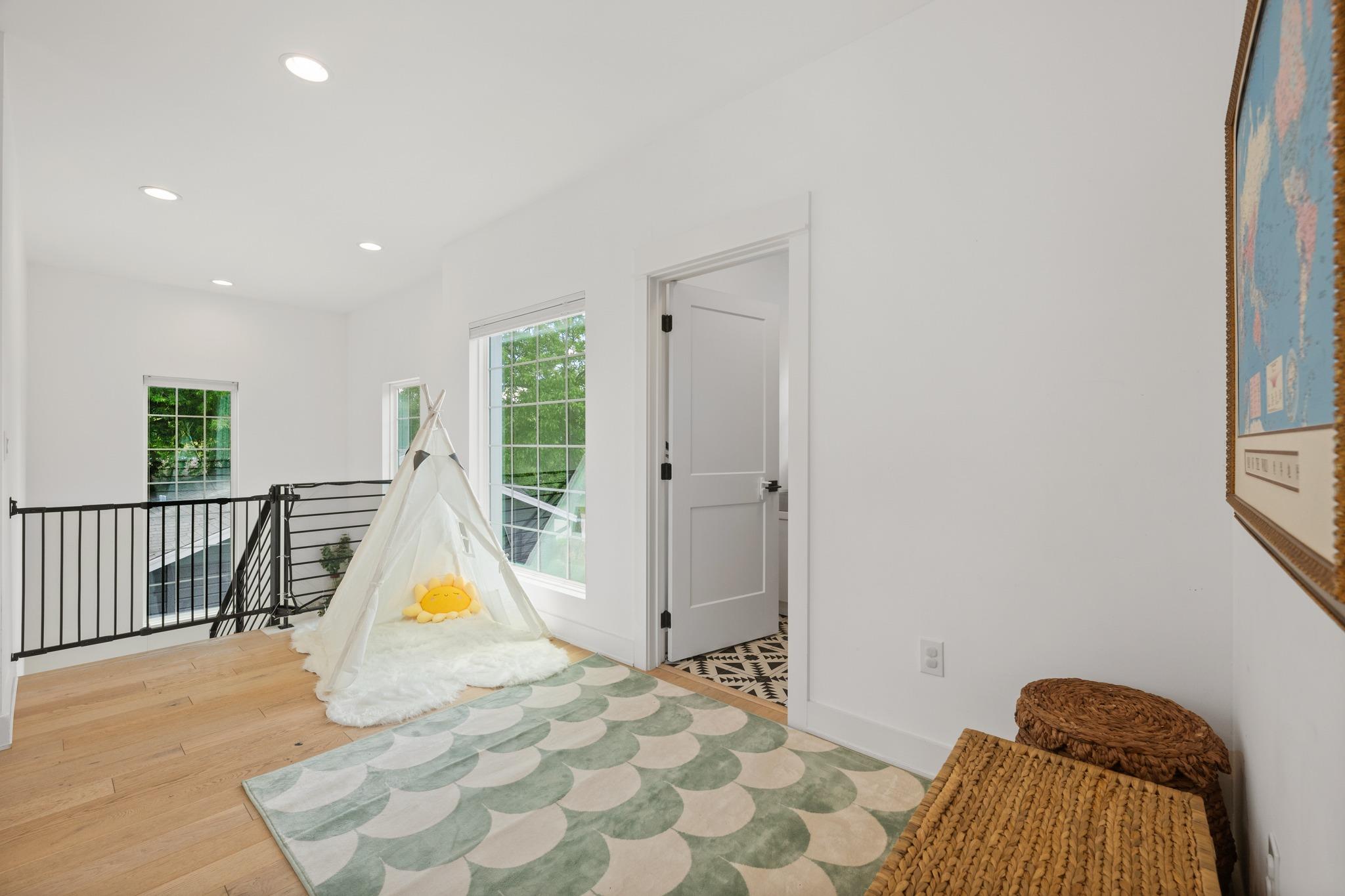 306 Nelray Blvd, Austin, TX 78751