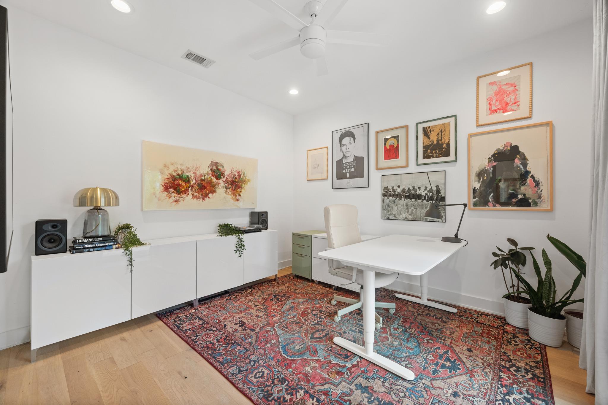 306 Nelray Blvd, Austin, TX 78751