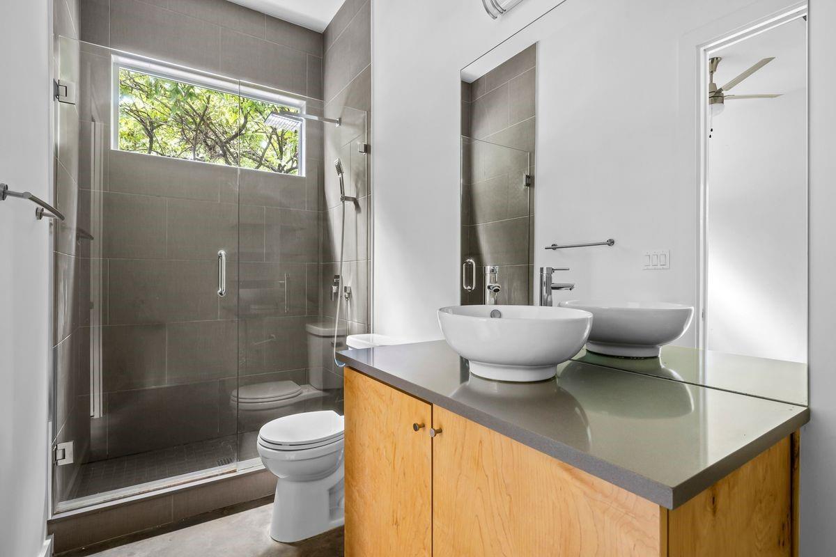 1302 S 5th St # A, Austin, TX 78704
