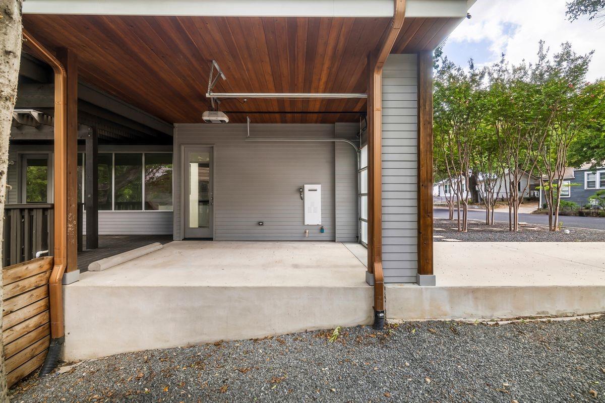 1302 S 5th St # A, Austin, TX 78704