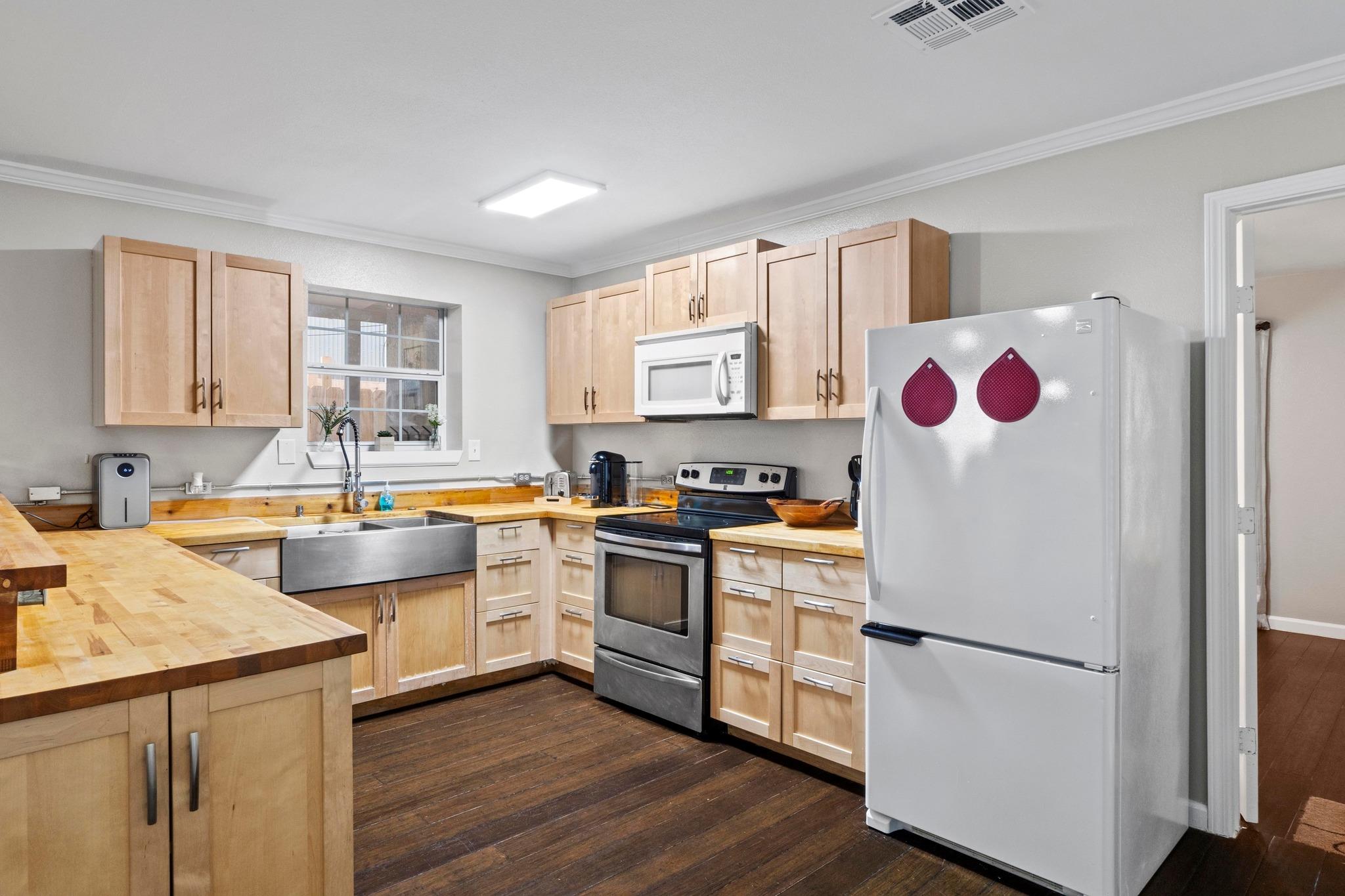 4512 Speedway # A, Austin, TX 78751