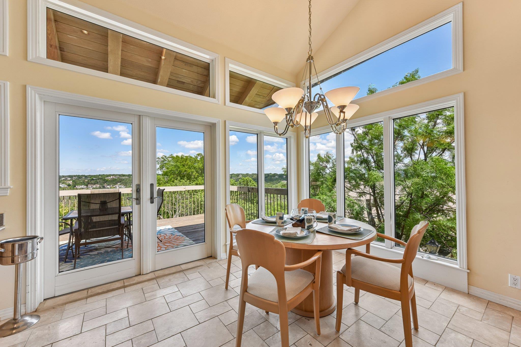 4600 Cat Mountain Dr, Austin, TX 78731