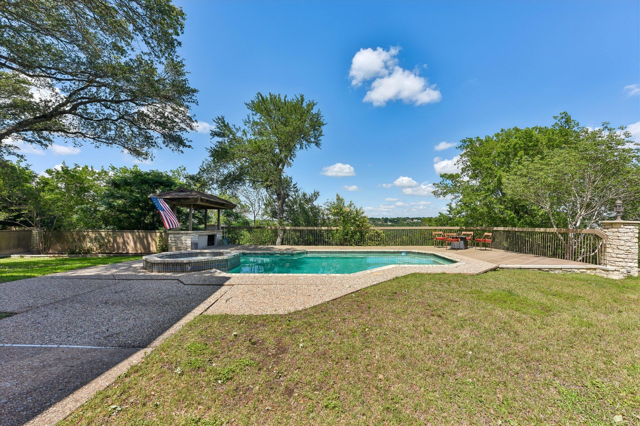 4600 Cat Mountain Dr, Austin, TX 78731