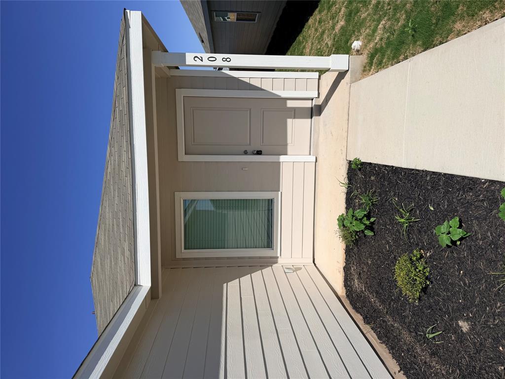 208 Skyfire St, Hutto, TX 78634