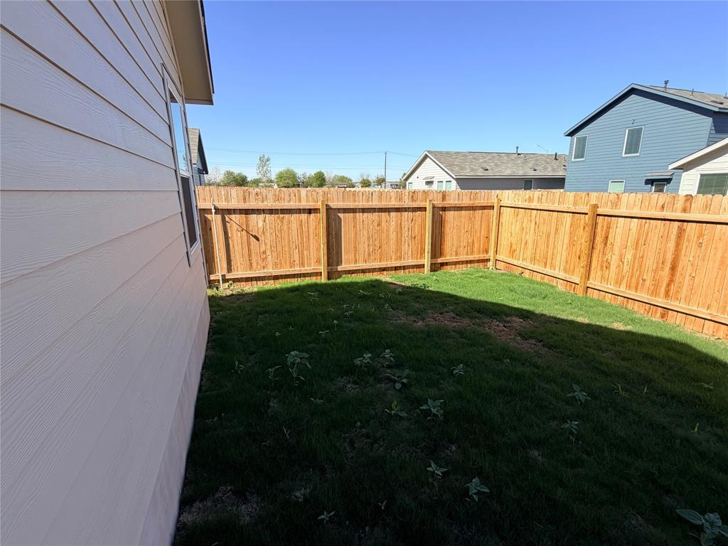 208 Skyfire St, Hutto, TX 78634