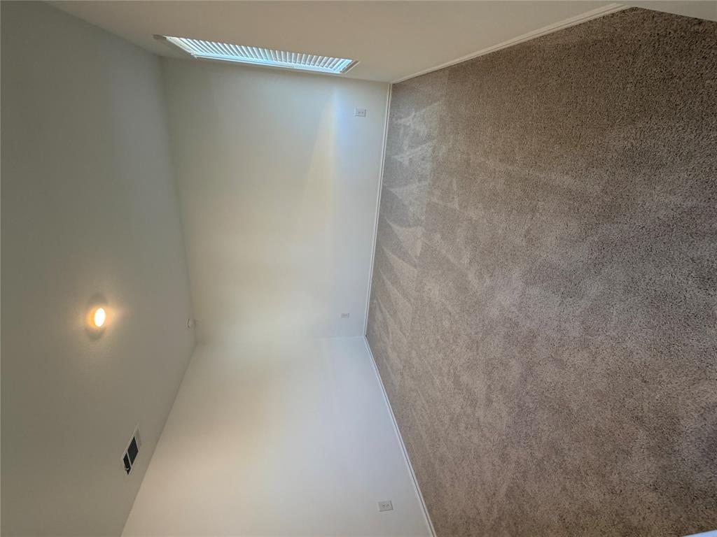 208 Skyfire St, Hutto, TX 78634