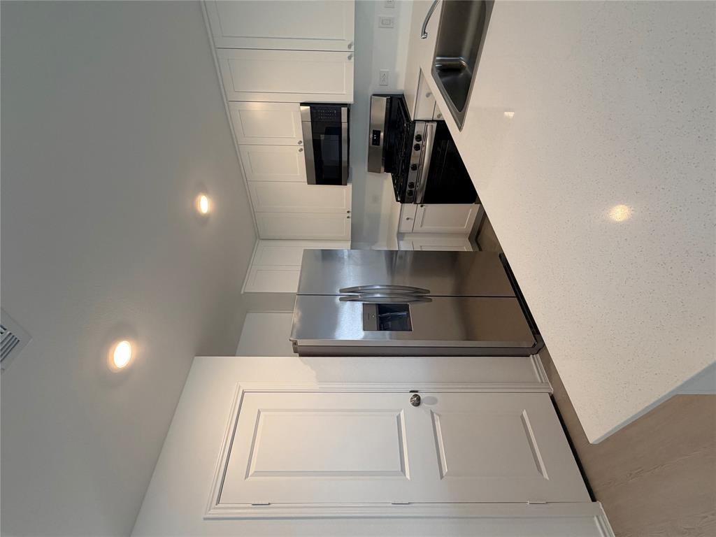 208 Skyfire St, Hutto, TX 78634
