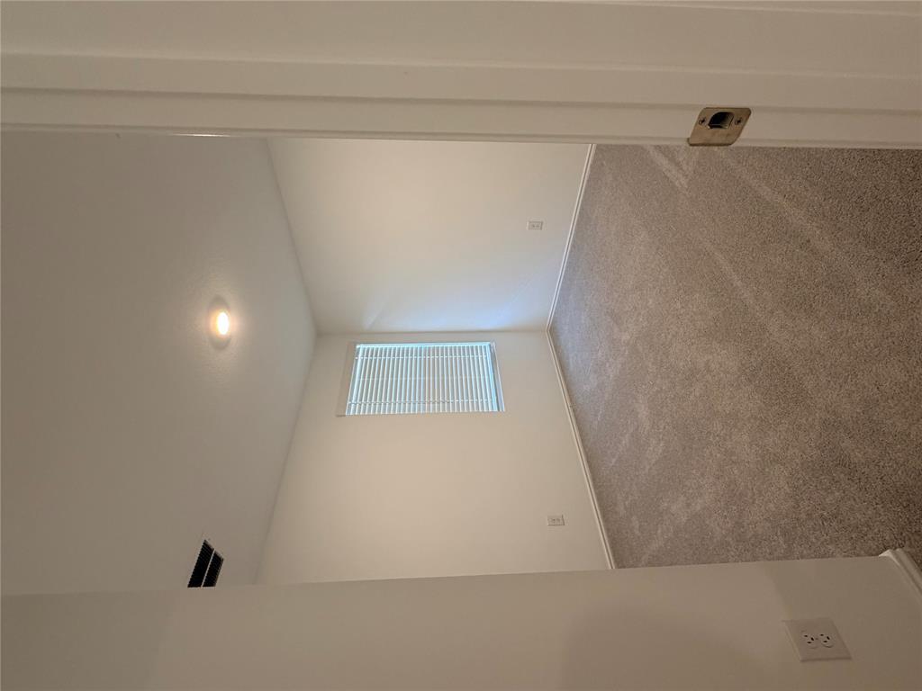 208 Skyfire St, Hutto, TX 78634