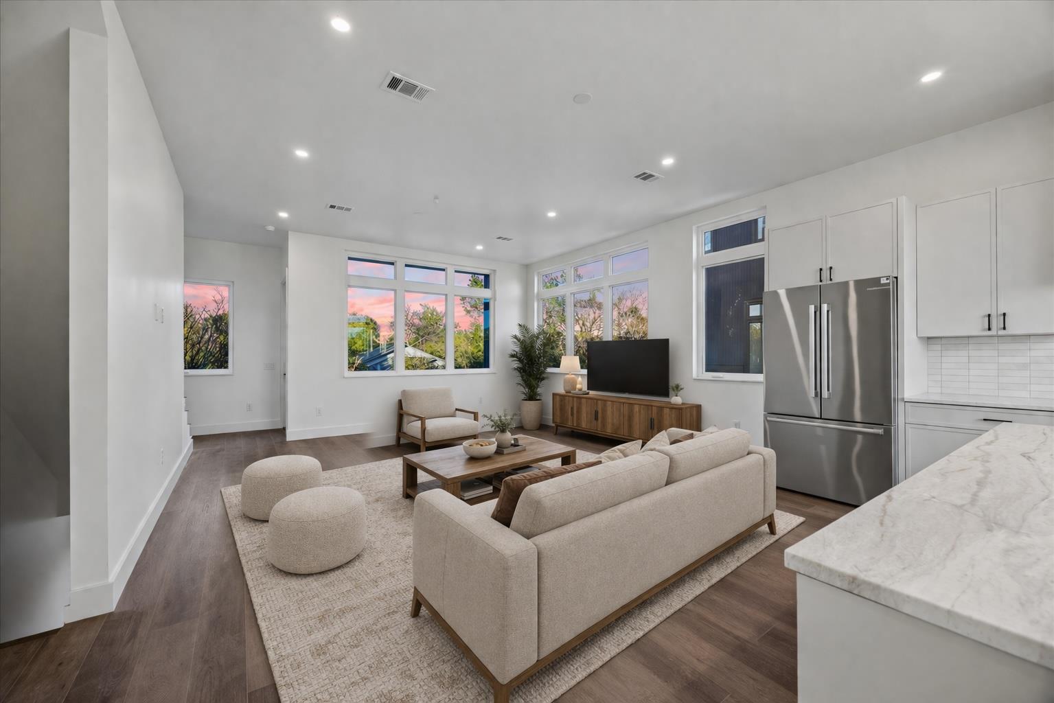 4101 Menchaca Rd # 205, Austin, TX 78704