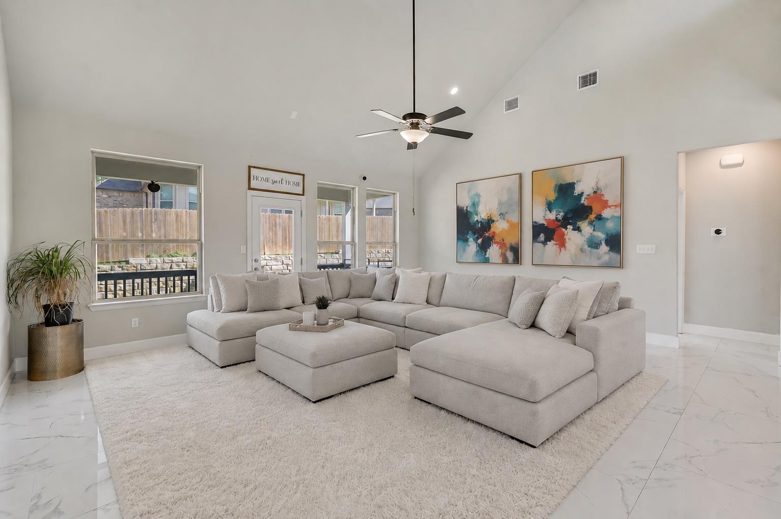 213 Buffalo Ridge Dr, Manchaca, TX 78652