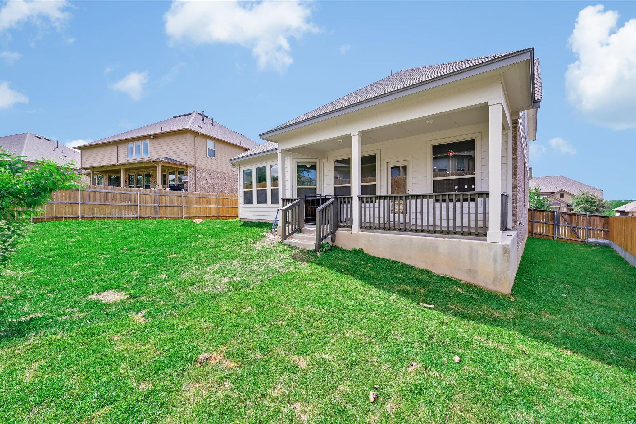 213 Buffalo Ridge Dr, Manchaca, TX 78652
