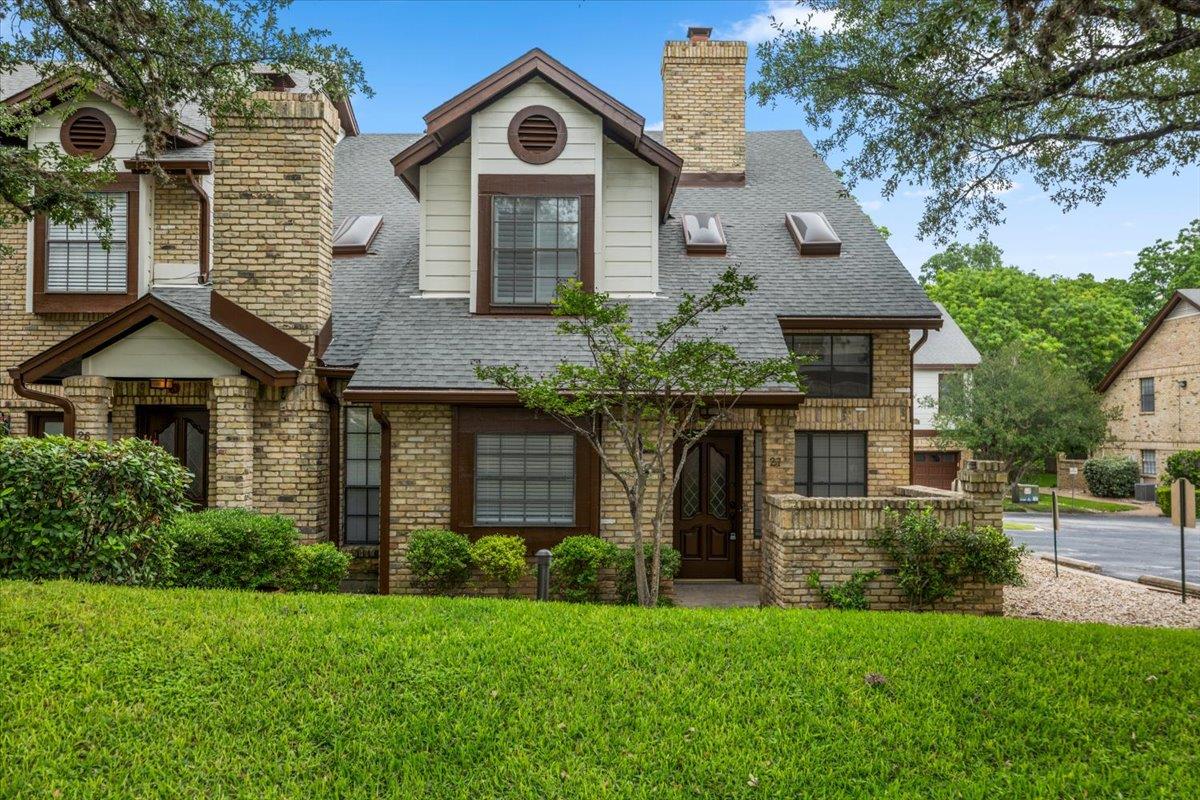 10819 Crown Colony Dr # 27, Austin, TX 78747