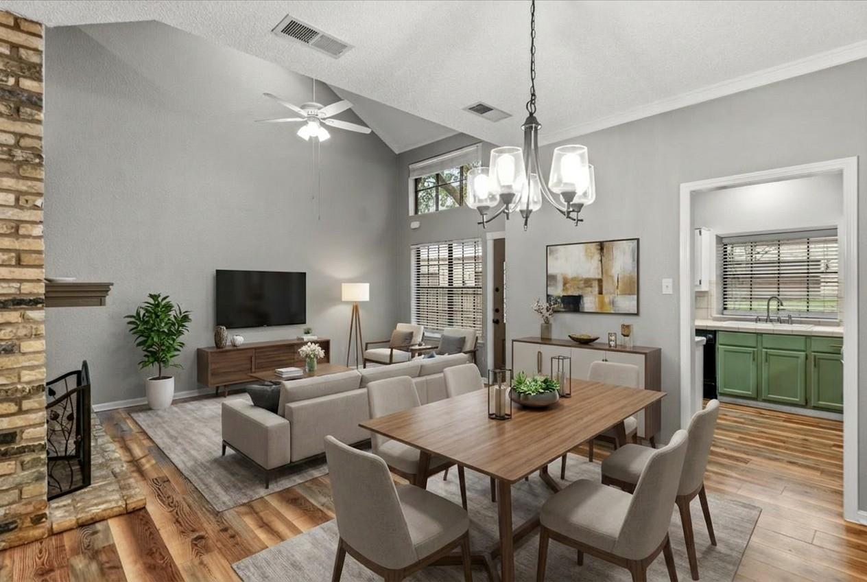 10819 Crown Colony Dr # 27, Austin, TX 78747