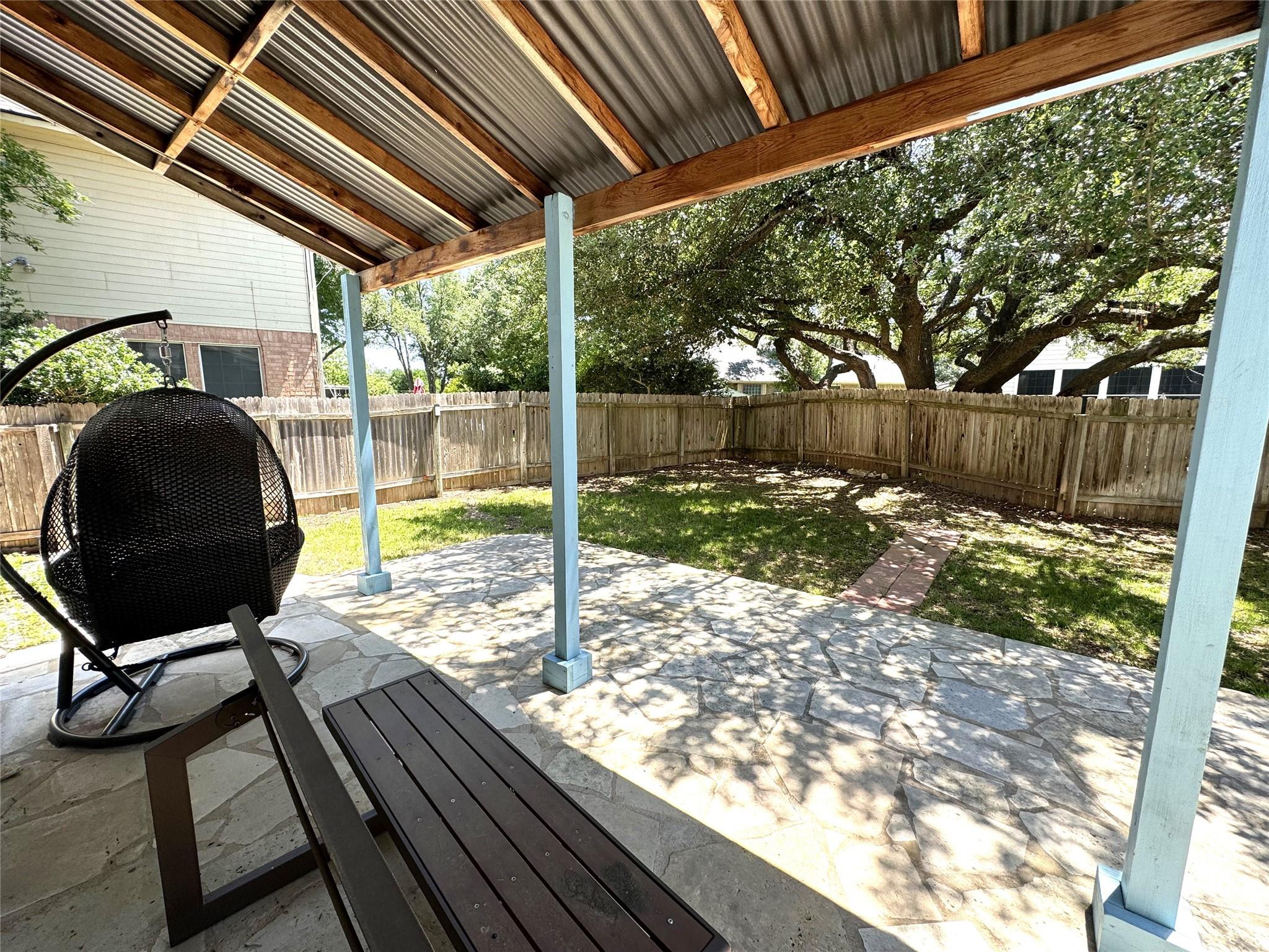 8807 Splitarrow Dr, Austin, TX 78717