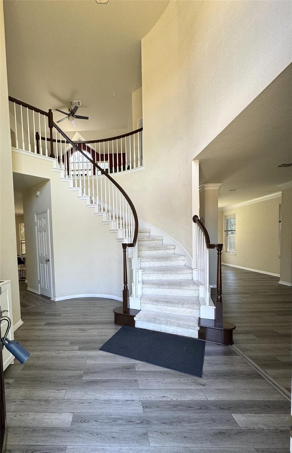 8807 Splitarrow Dr, Austin, TX 78717